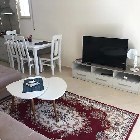 Rooftop Lungomare Apartman Vlora
