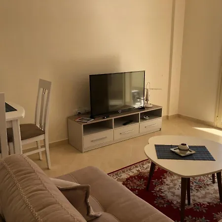 Rooftop Lungomare Apartman *